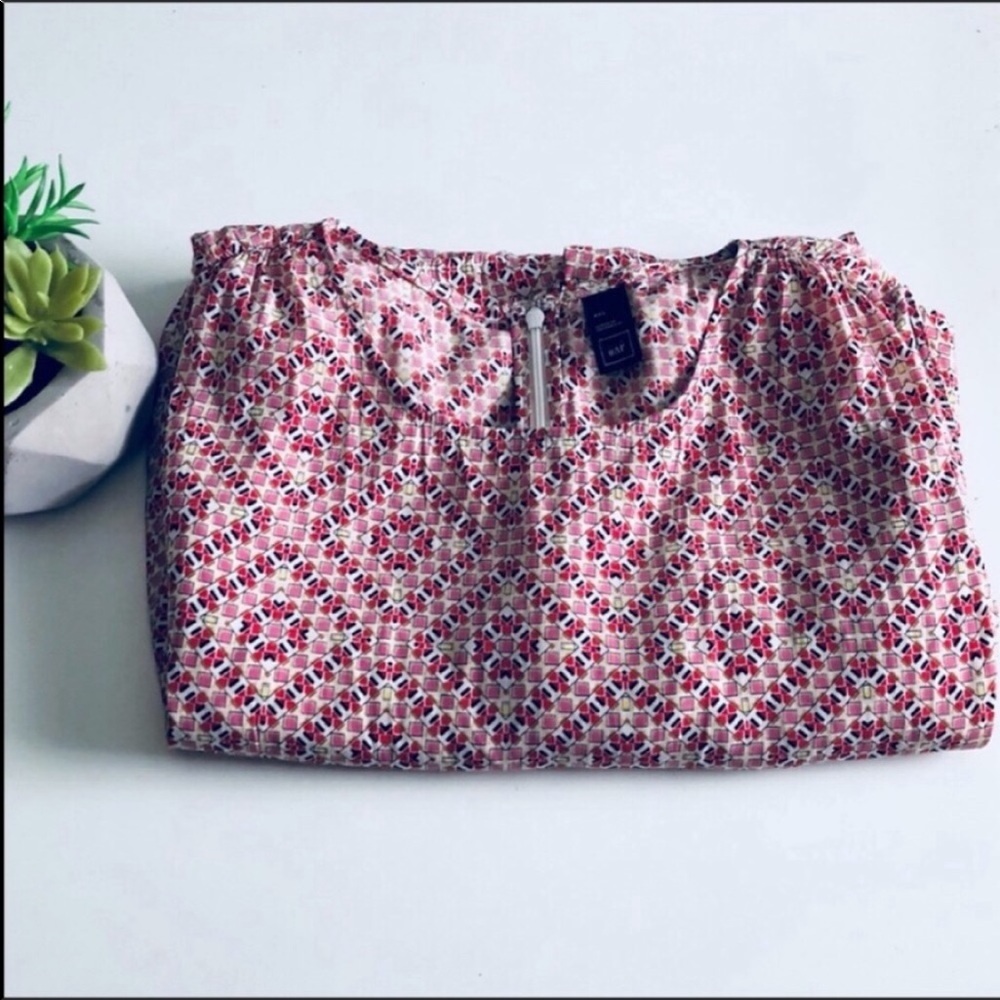 NEW Gap Tank Romper in Pink Geo Print - Picture 5 of 8